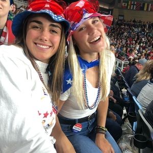 Meet your Posher, Lexi